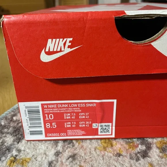 Nike Dunk Crimson and Silver Shoes - Picture 5 of 5